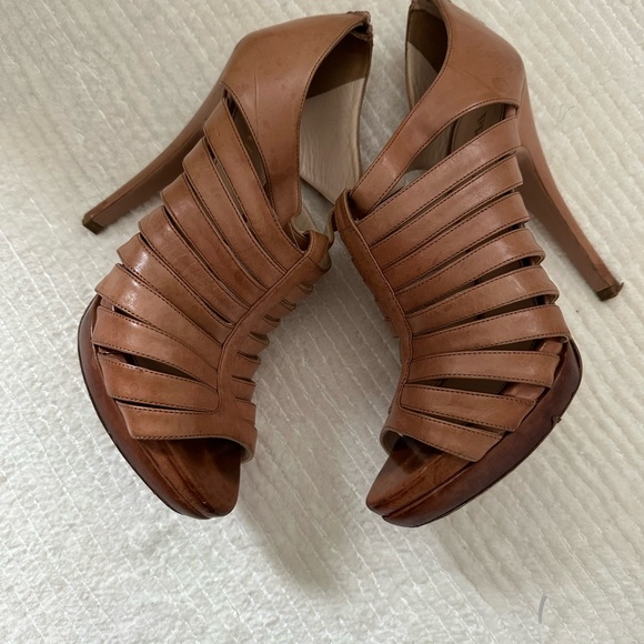 Prada strappy Heel - Picture 12 of 14